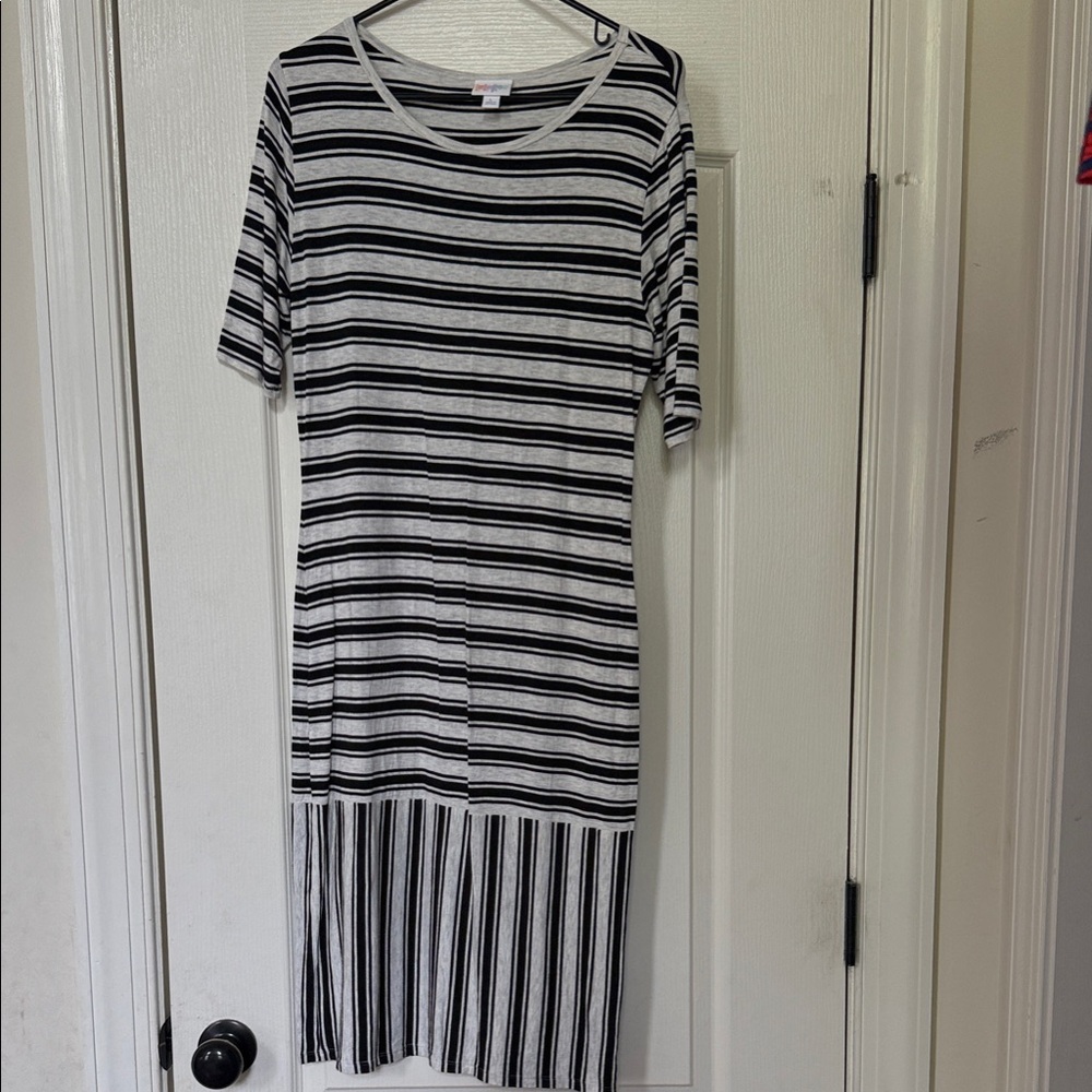 LuLaRoe Black and light heathered gray Striped Julia Dress